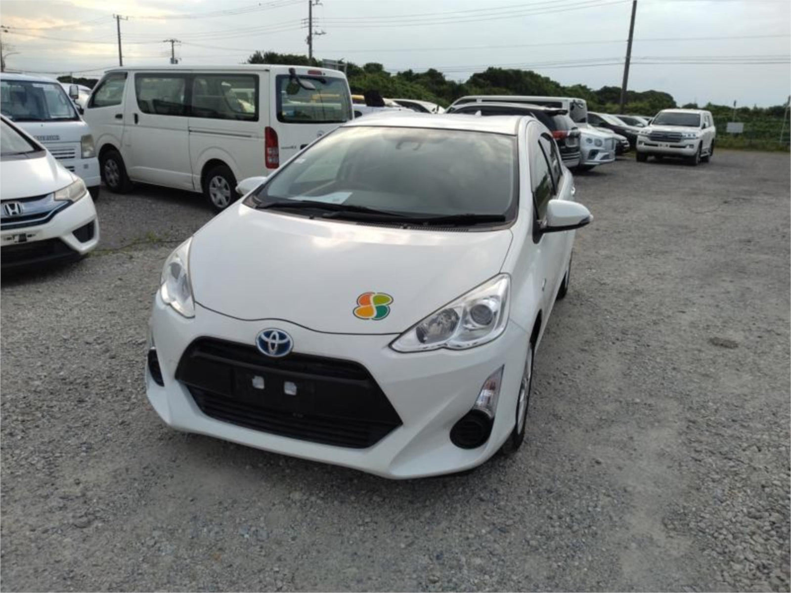 Toyota Prius C Hybrid 2017 (S Grade)