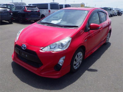 Toyota Prius C Hybrid 2015 (G Grade)