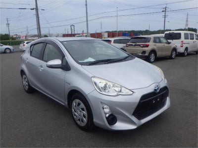 Toyota Prius C Hybrid 2017-S Grade