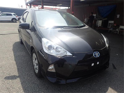 Toyota Prius C Hybrid 2013  - S Grade