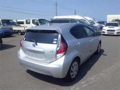 Toyota Prius C Hybrid 2015