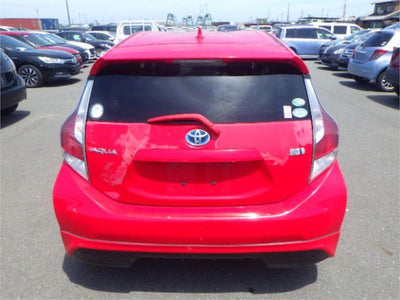 Toyota Prius C Hybrid 2015 (G Grade)