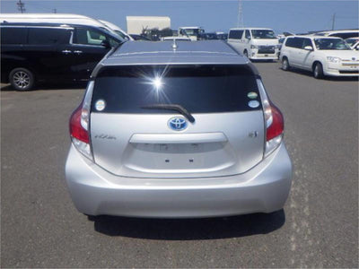 Toyota Prius C Hybrid 2015