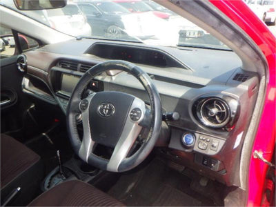Toyota Prius C Hybrid 2015 (G Grade)