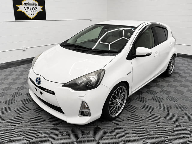Toyota Prius-C 2012 Hybrid