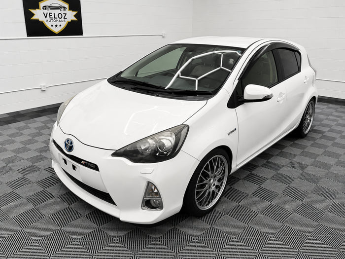 Toyota Prius-C 2012 Hybrid