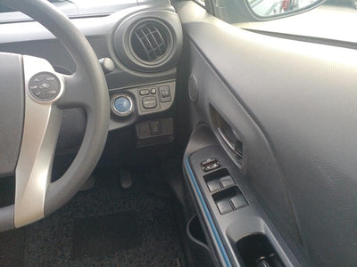 Toyota Prius C Hybrid 2013
