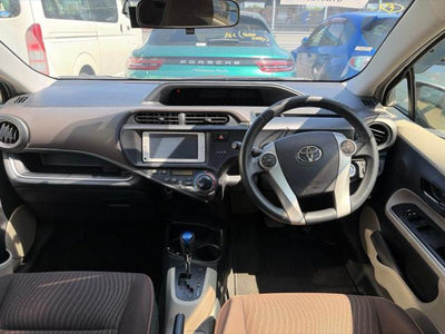 Toyota Prius C Hybrid 2013