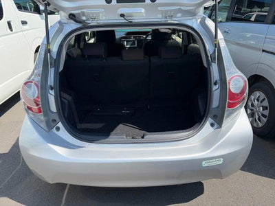 Toyota Prius C Hybrid 2013